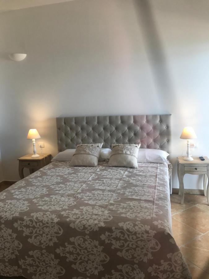 Bed and Breakfast Dimora Le Ginestre Adults Only Fasano Zimmer foto