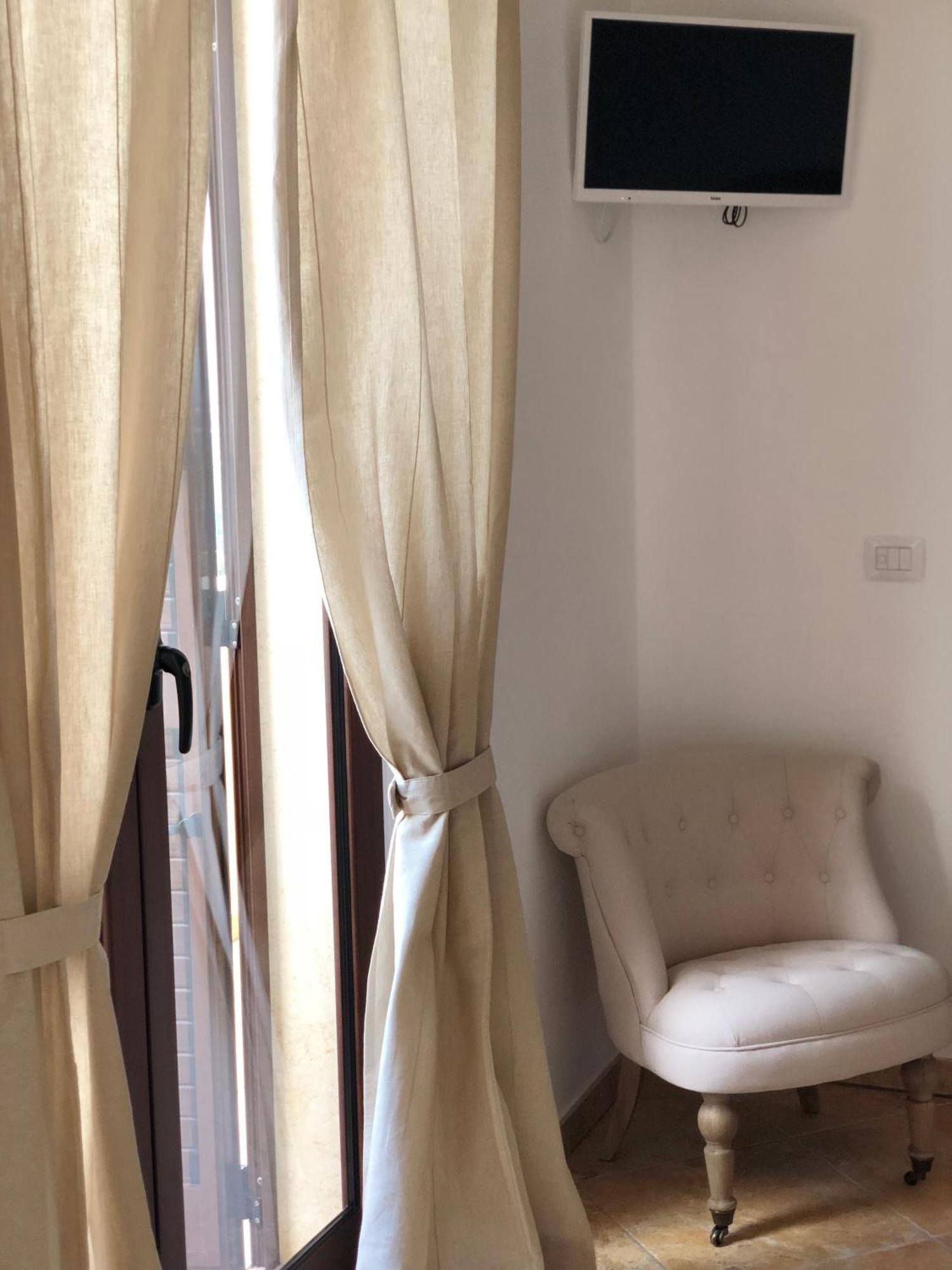 Bed and Breakfast Dimora Le Ginestre Adults Only Fasano Zimmer foto